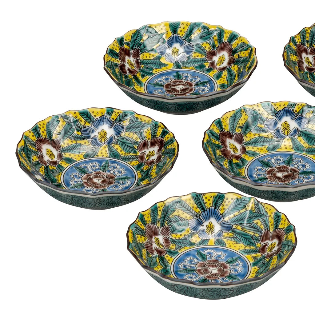 Floral scalloped bowl set