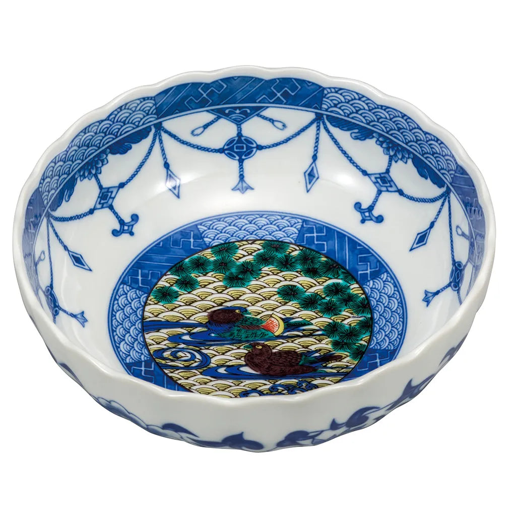 Scalloped Motif Bowl
