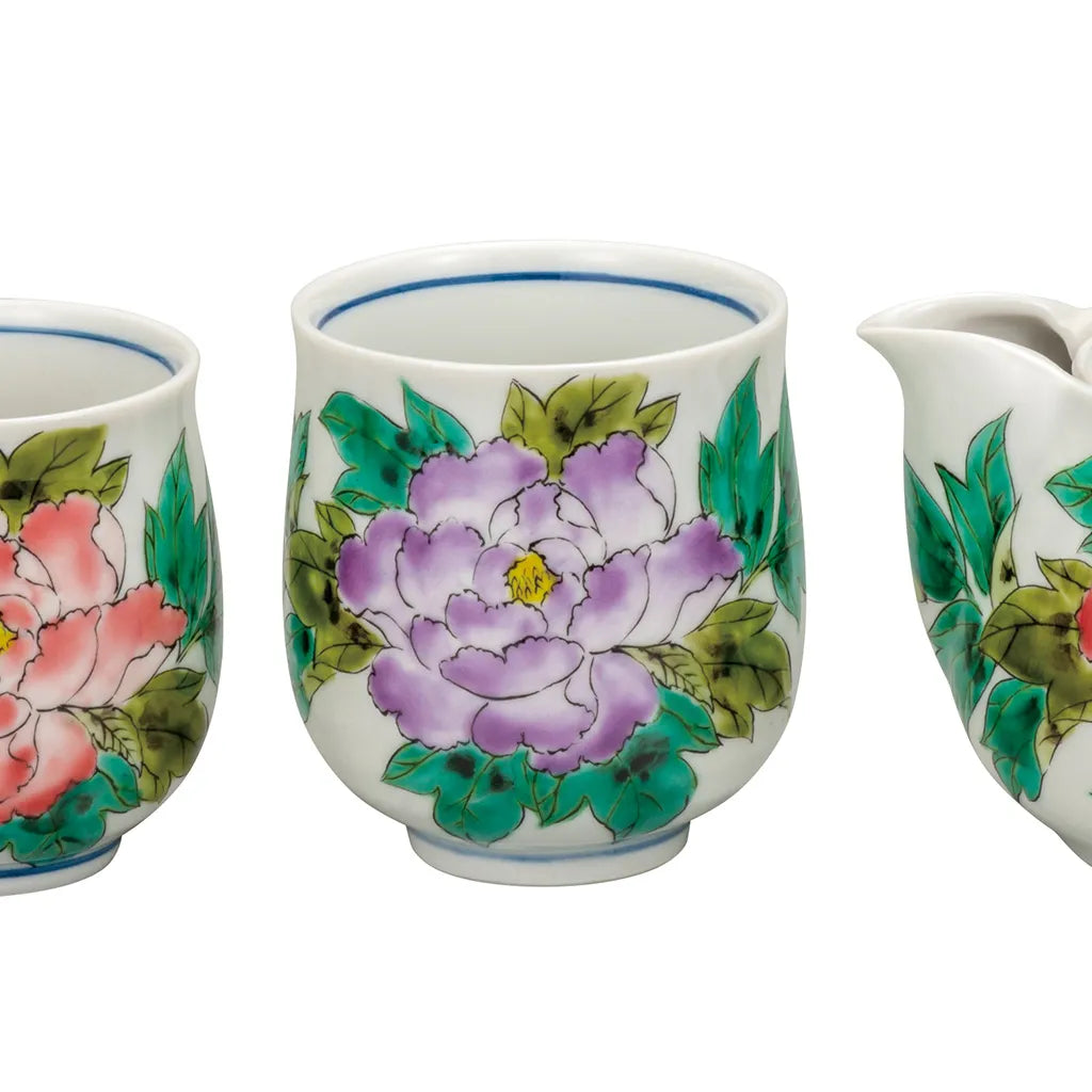 Peony-painted tea ware
