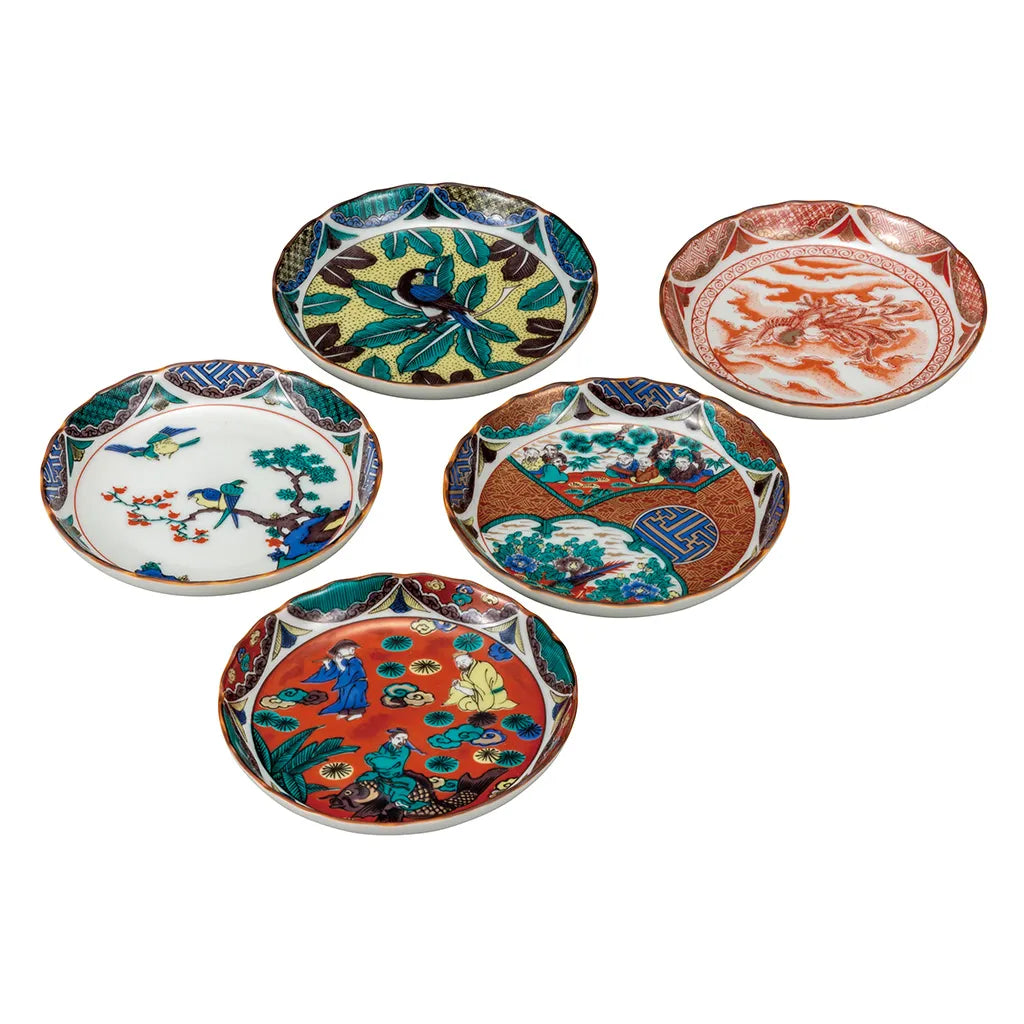 Ornate Scalloped Plate Set