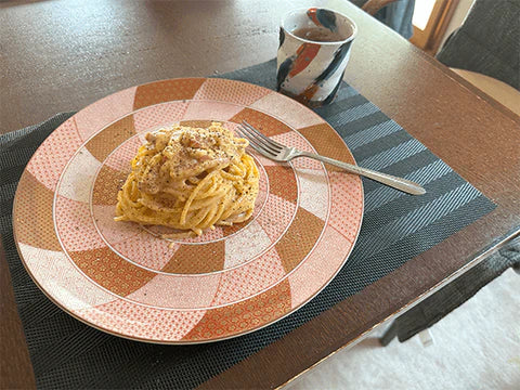 Asian-inspired radial dinner plate